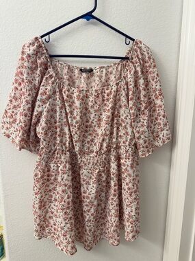 BloomChic pink floral top size 14–16 new